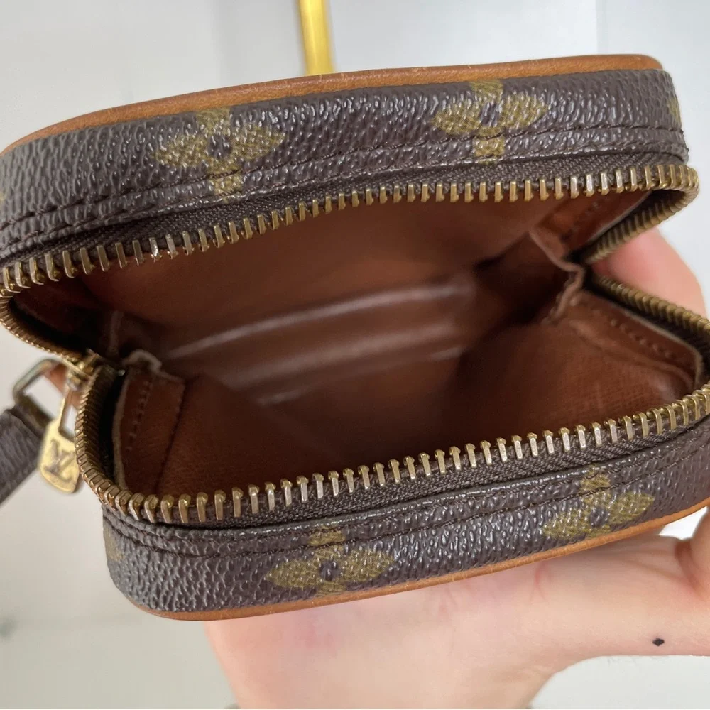 authentic with COA louis vuitton monogram mini danube crossbody bag - Picture 10 of 14